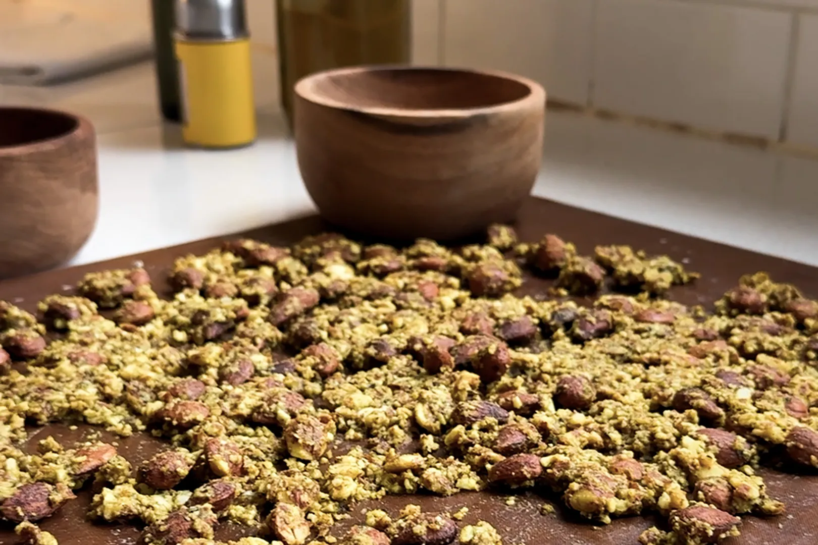 Almendras churneadas al curry
